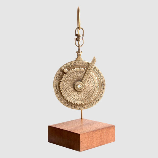 Hemisferium Miniature Nocturnal Dial Replica on Stand (Pack of 1)